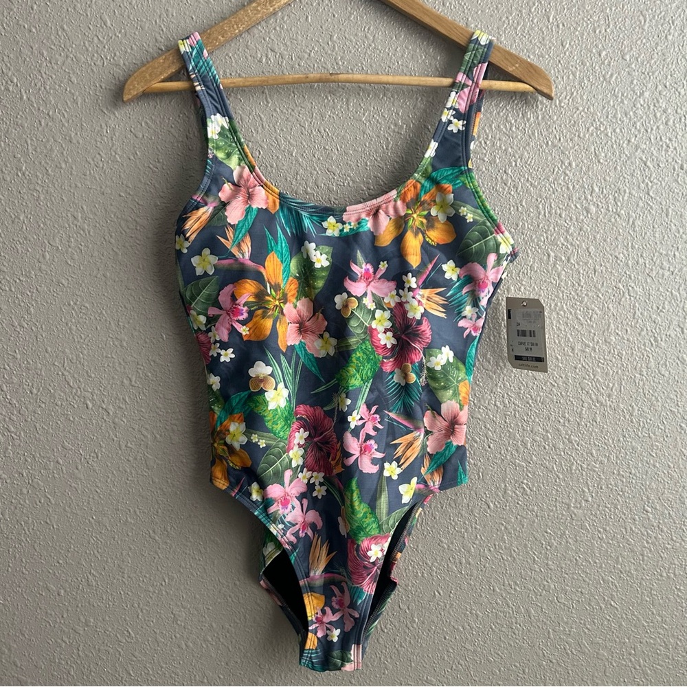 NEW Salt Life gray floral tropical scoop neck one piece‎ bathing suit